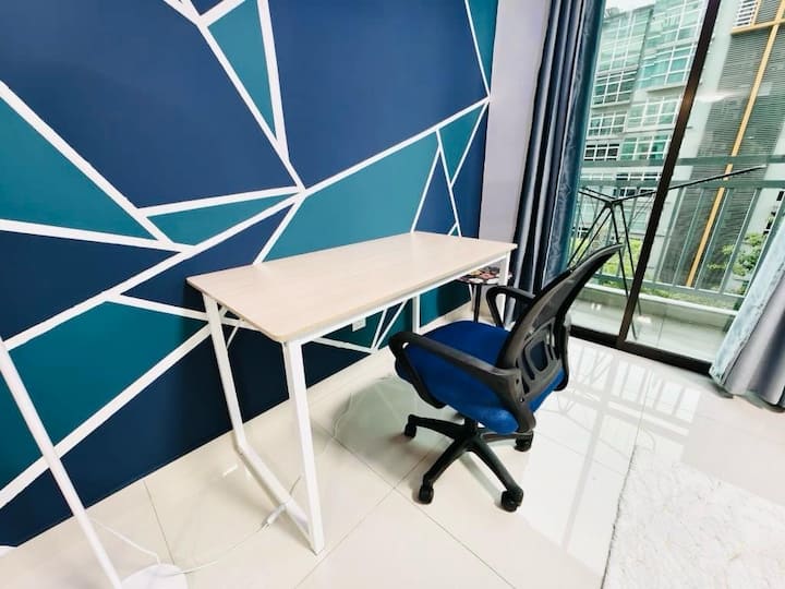 Workspace evidence from Boulevard PJ Midvalley Sunway Pyramid Free Parking