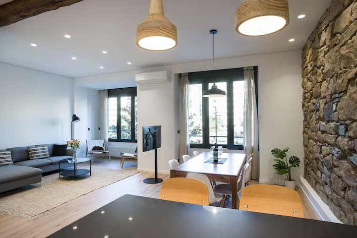 Plaza Cataluña By San Sebastian Stays - Donostia-San Sebastian
