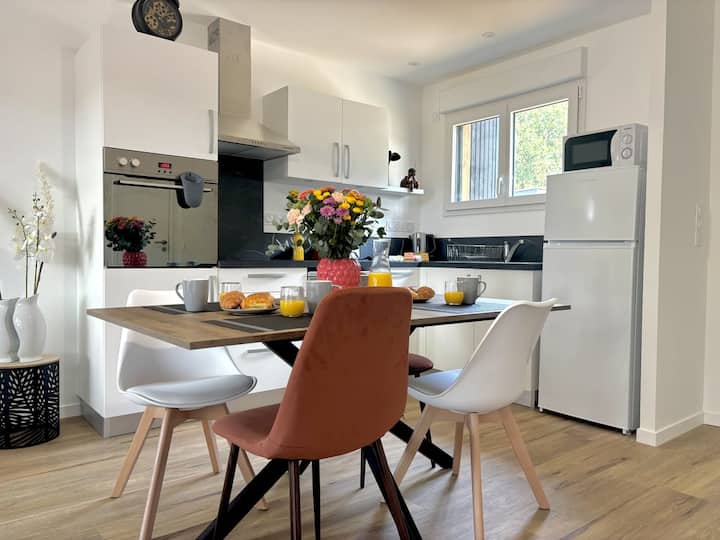 Cottage N°38 - Golf Et Piscine - 4 Personnes - La Roche-sur-Yon