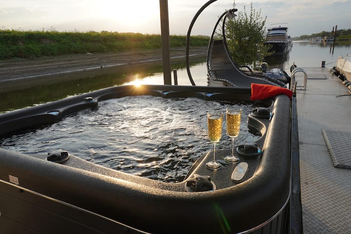 Hafenperle Mit Sauna Und Whirlpool - Leverkusen