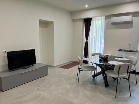 Top Airbnb: Apartment with garden in the heart of Bordighera a Imperia