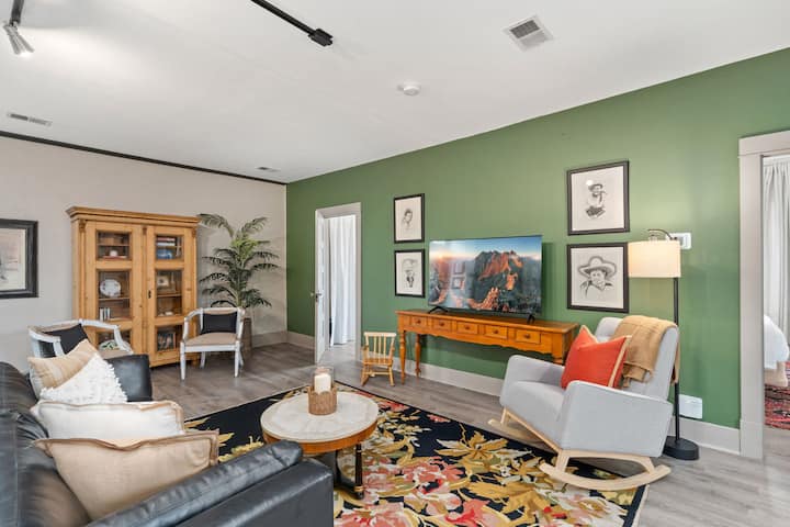 Magnolia Market Loft | Steps To Old Town & Trails - Fort Collins, CO