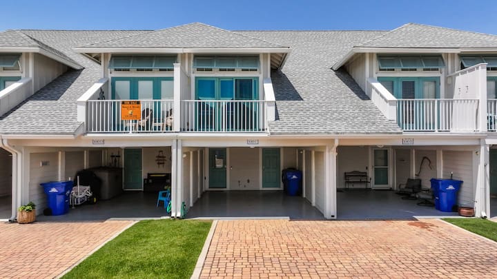 Brand New Listing 20% Off Beach, Pool, 2 K Beds - Mexico Beach, FL