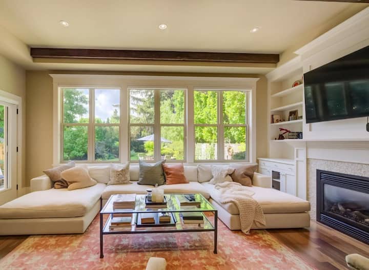 Garden City Backyard Retreat! - St. Catharines