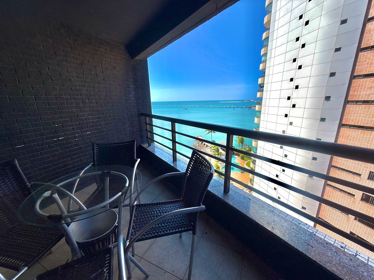 Foto do anúncio de Apartamento 5 pessoas - Frente ao Mar - Aceita Pet em Mucuripe, Fortaleza