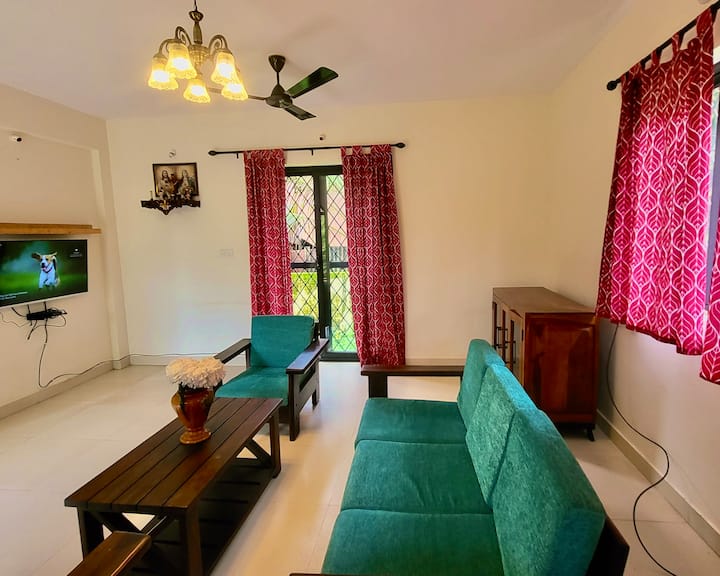 Living room image 1