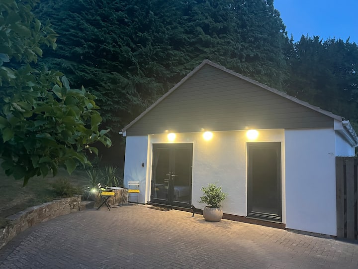 Modern Self Contained Calm And Peaceful Retreat. - Hereford