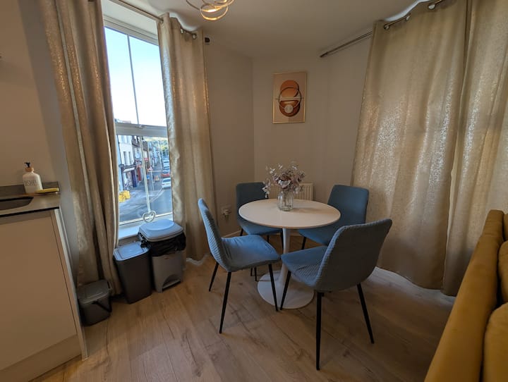 Comfort Nest Folkestone-modern 2 Bedroom Flat - Folkestone