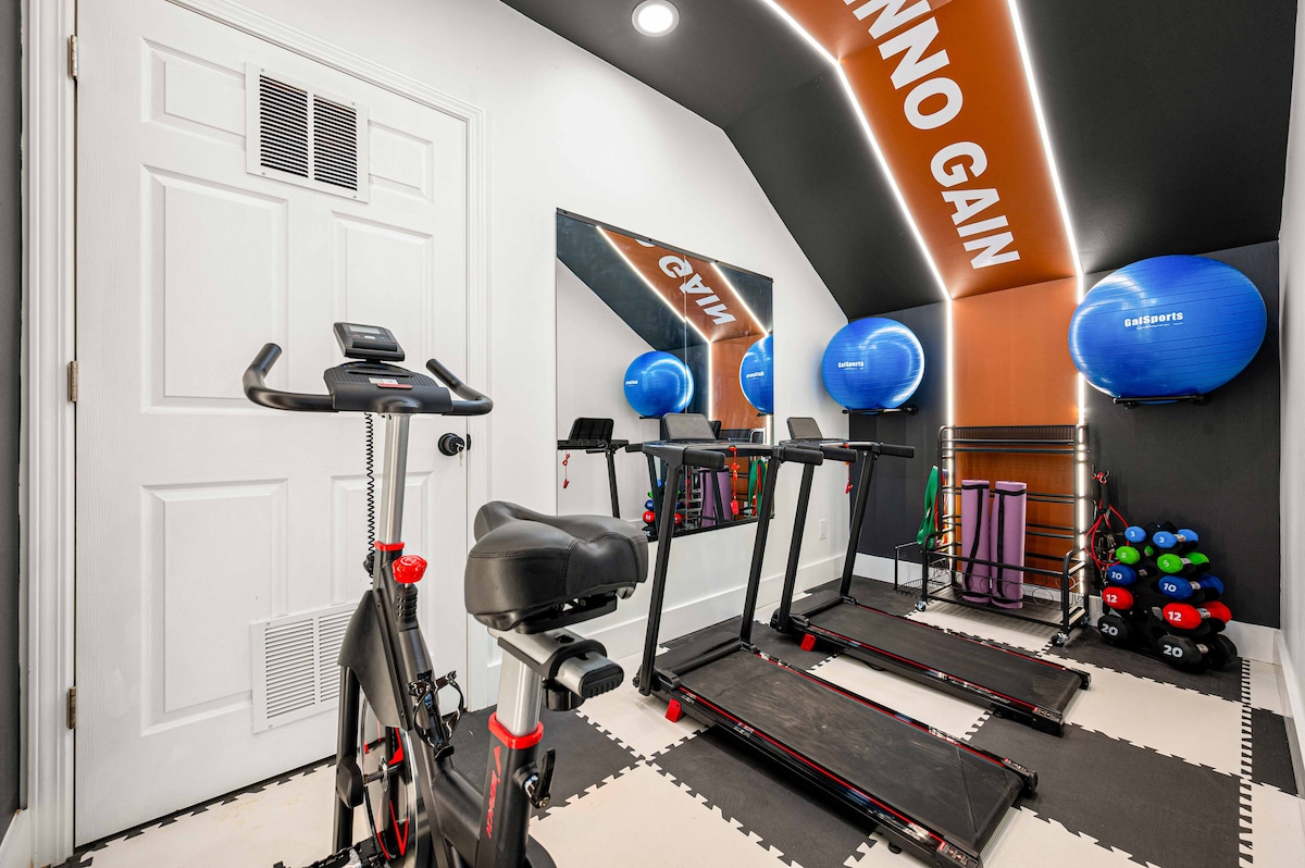 Fitness room at Lux Resort