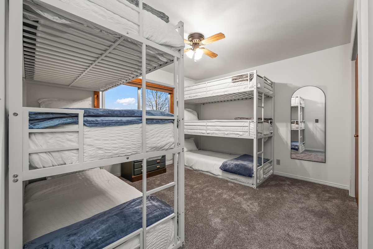 Midway Mountain Cabin