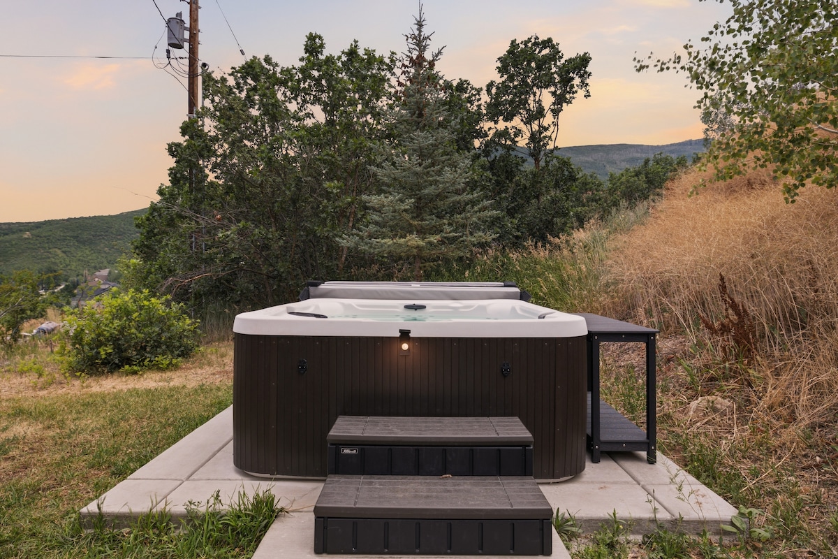 Midway Mountain Cabin