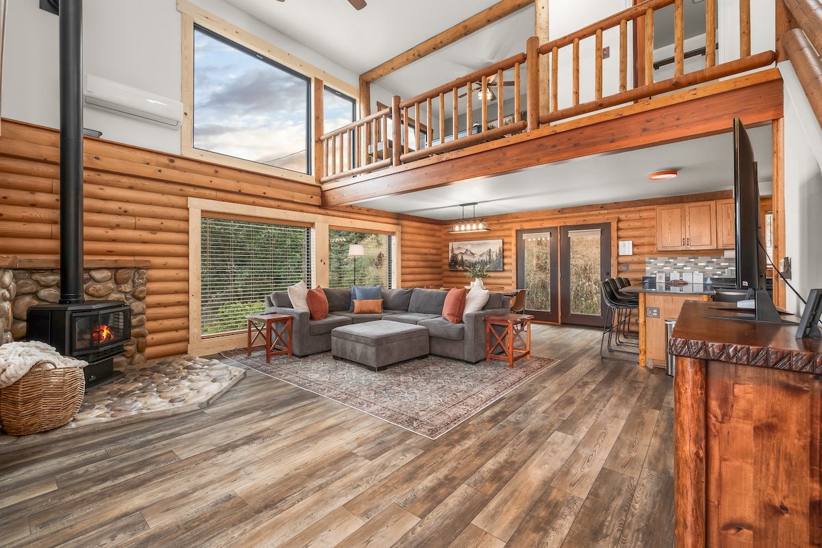 Midway Mountain Cabin