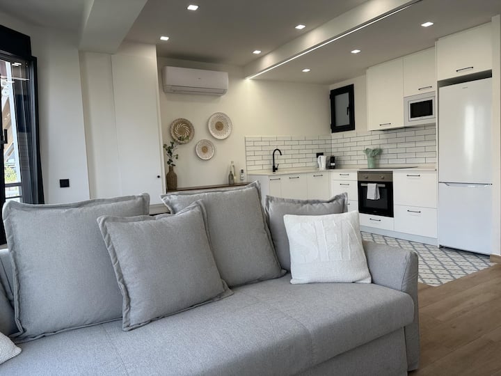 Appartement Avec A/c Et Terrasse à 250m Plage - Calella