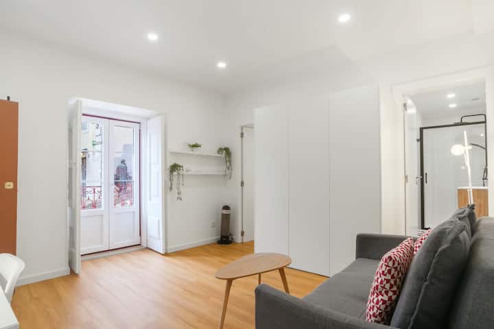 Appartement Moderne Et éLégant Au Cœur De Lisbonne - Almada