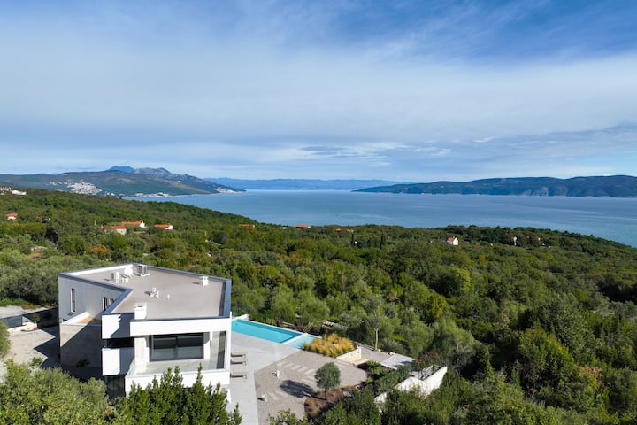 Villa Alba - By Happy Rentals - Ravni