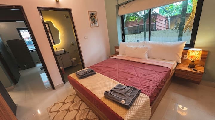 Bedroom 1 image 1