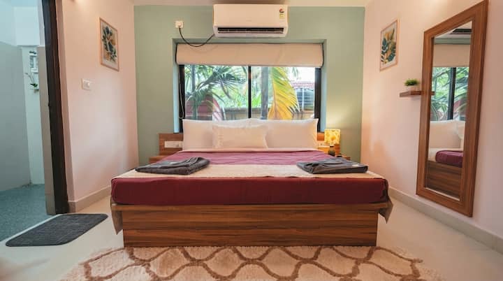 Bedroom 1 image 2