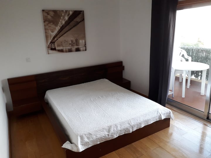 Grande Apartamento A Meior Area De Praia  Da Rocha - Portimão