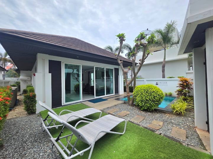 R9. Palm Oasis Serenity | 2br Private Pool Villa - 芭達雅