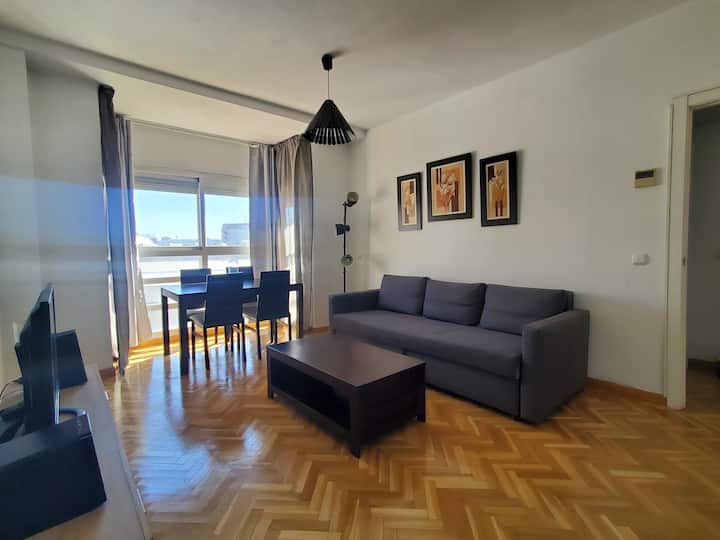 Bright Flat, 10 Min From The Airport - Madrid