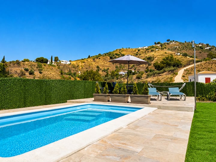 Cortijo Juan De Dios Piscina Privada En Competa - Cómpeta