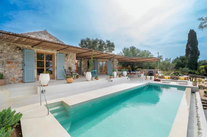 Home With Pool - Porto-Vecchio