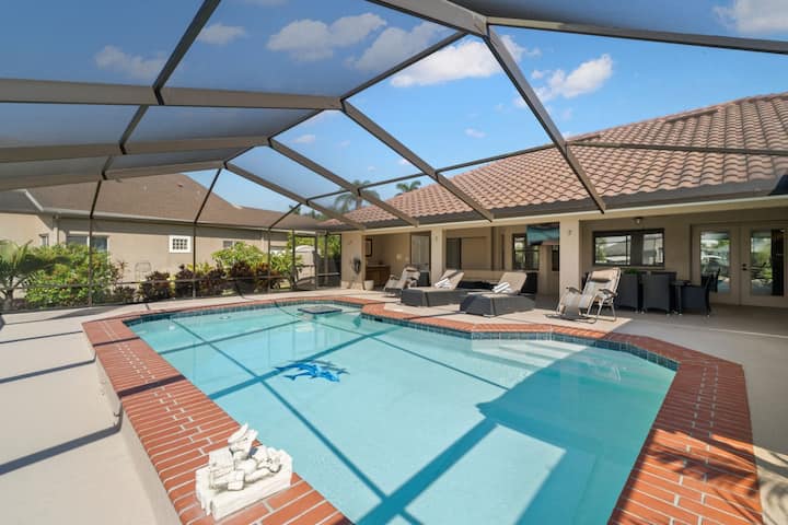 Surfside Beach House - Apollo Beach, FL