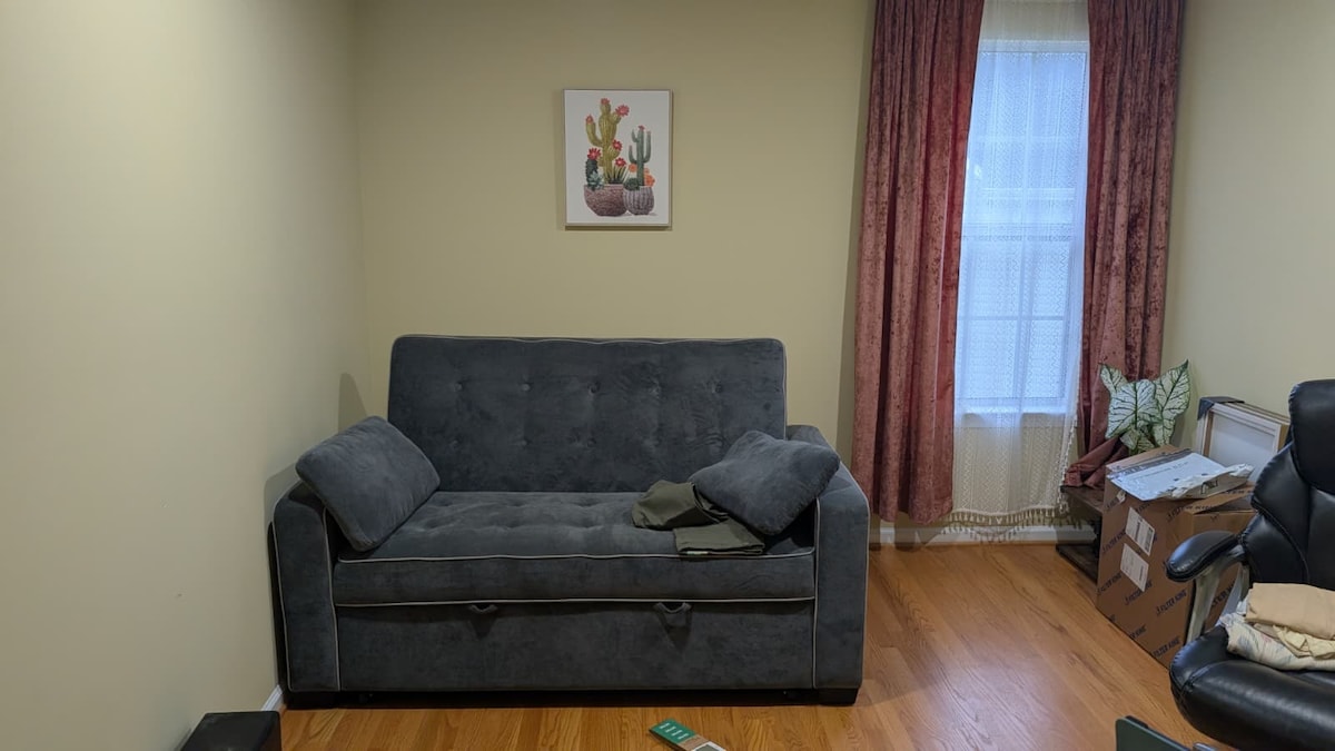 Spacious 3BR Vaulted Ceilings & Creek