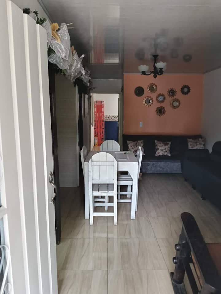 Casa Sarita, A Solo 3 Calles De La Plaza. - Salento