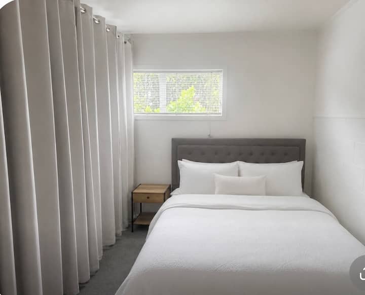 Private Studio In Bucklands Beach - Waiheke Island