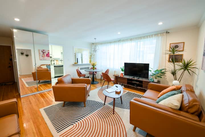 Executive Stay· Pool · King Bed · Workspace - San Mateo, CA