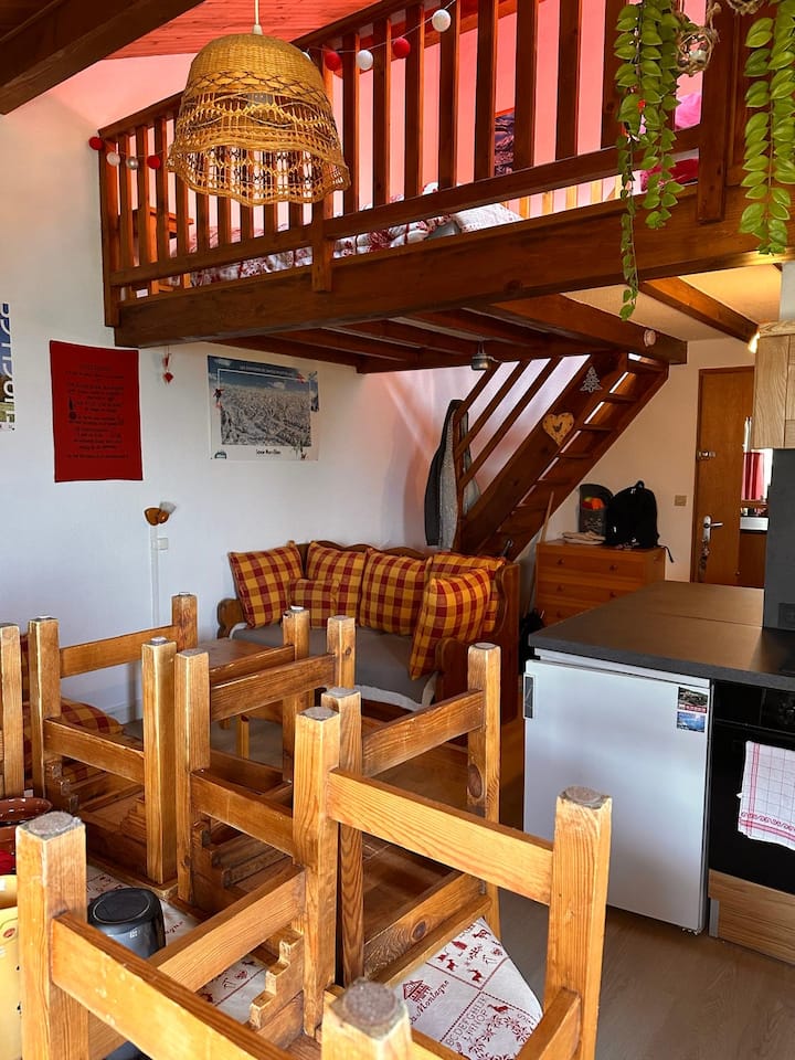Appartement Situé Au Pied Des Pistes - Albiez-Montrond
