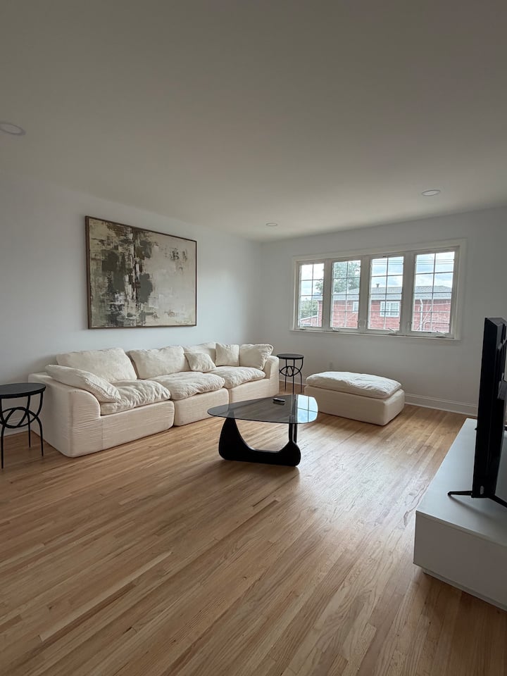 2br Near Nyc L Walk To Path + Free Parking - Harrison, NJ