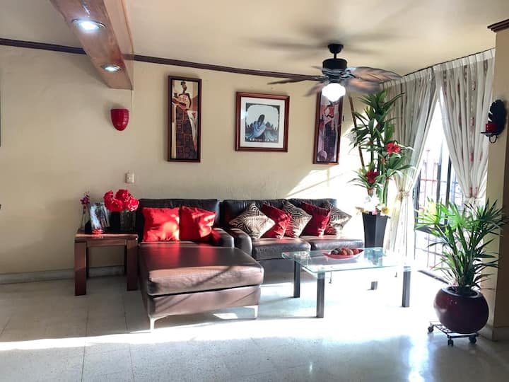 Casa En Acapulco, A 10 Minutos De La Playa. - Acapulco