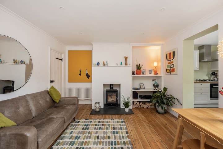 Beautiful Terraced Cottage In Conservation Area - Steyning
