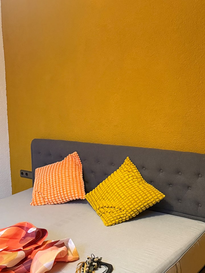 Retro-zimmer Im Haus M, Stay Am Rhein, Köln - Köln
