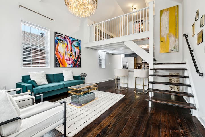 Creole Cottage | Stylish 2br Near New Orleans - Gretna, LA