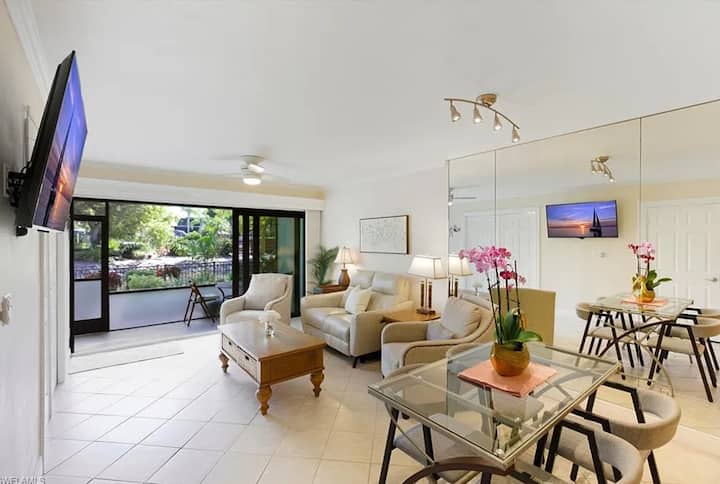 Park Shore Resort Condo | Prime Location #105 - Naples, FL