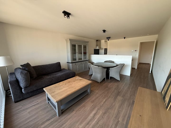 Centraal Appartement In Stadscentrum 2 Slaapkamers - Temse