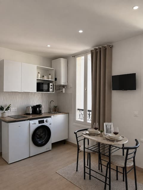 Top Airbnb: Jungle Cinéma Suite - Paris in Alfortville