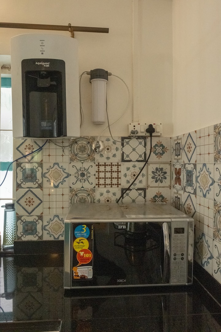 Full kitchen image 3