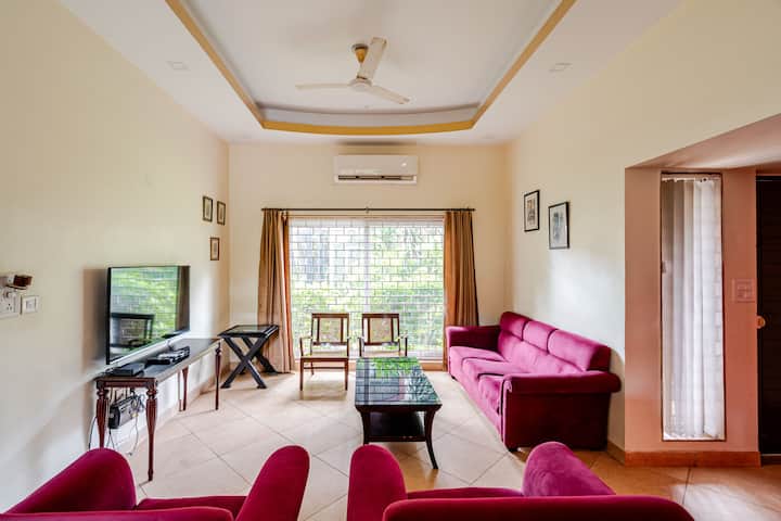 Living room image 1