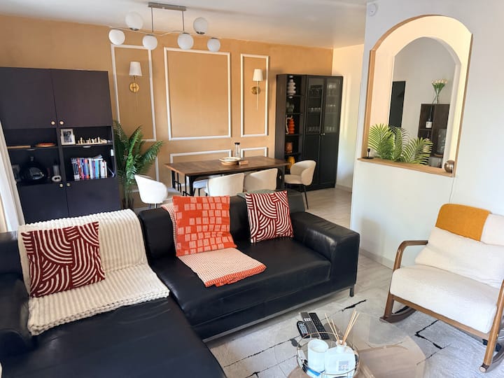 Yana House - Villeparisis