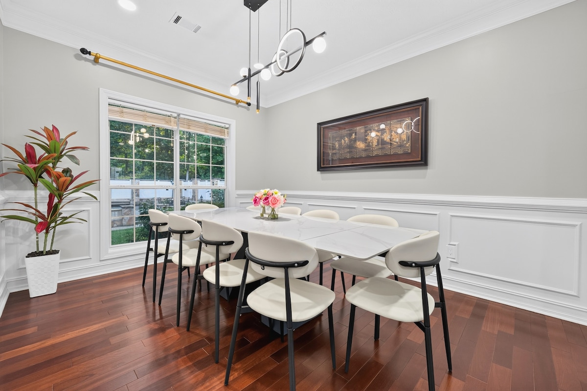 Mall of GA-Cozy Home, Spacious and Great Location