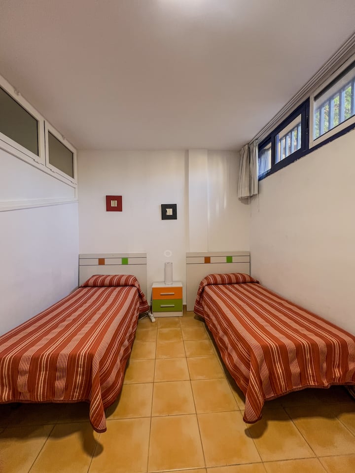 საძინებელი 4