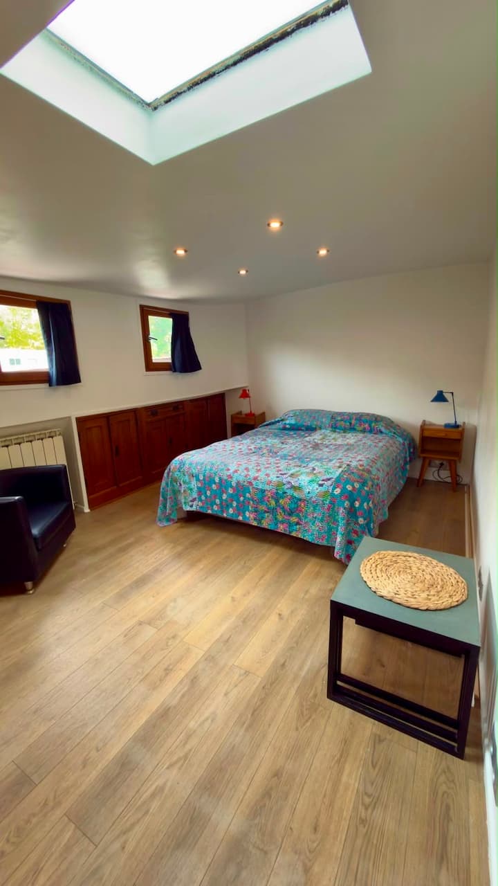 Escapade Sur L'eau Studio Cosy Sur Péniche - Versailles