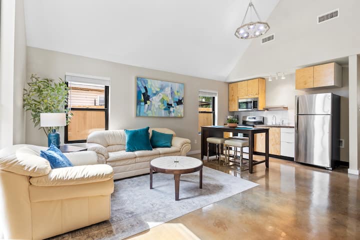 Rock Island Urban Living - Fairmount-Southside Historic District - Fort Worth