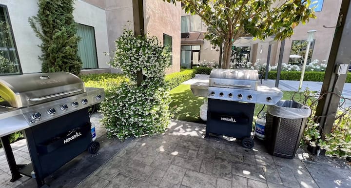 Modern 2 Separate Hotelsuites W/ Parking&breakfast - Carlsbad, CA