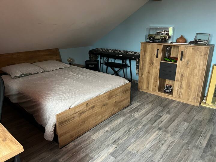 Spálňa 4