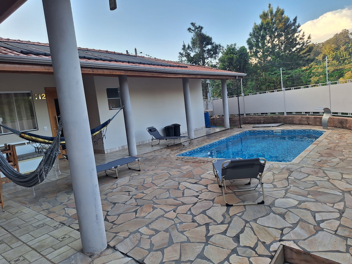 Cottage in a gated community with a pool. - Houses for Rent in Itatiba ...